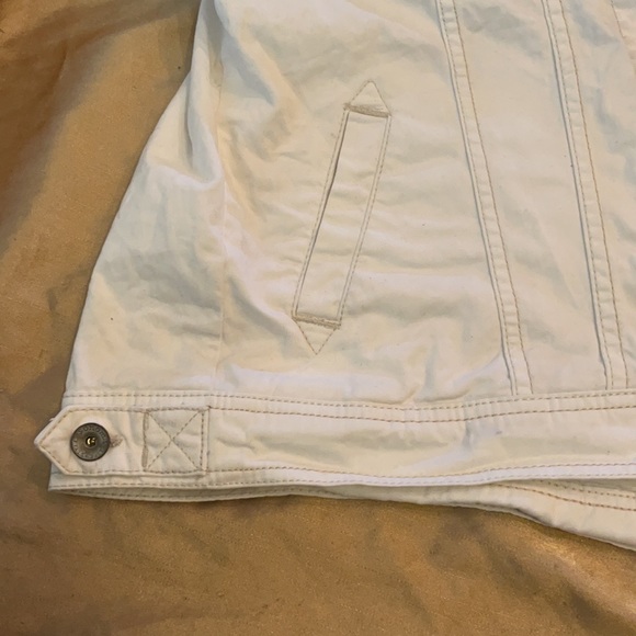 Sonoma white jacket - Picture 7 of 9